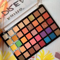 Karite  40 Colors Eye Shadow Palate 