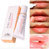 Scru Cream for Lip Moisturization and Exfoliation 12g